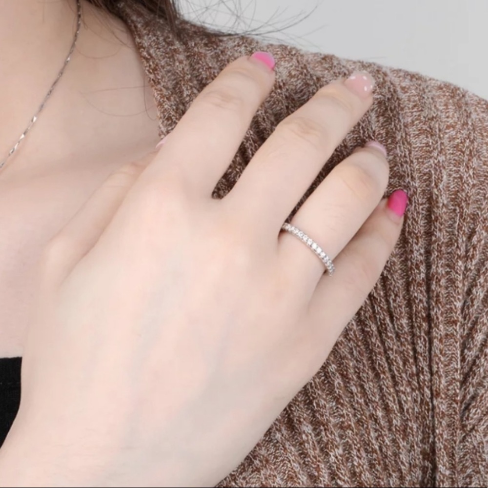 NEW 18K White Gold Diamond Eternity Stackable Ring - Picture 6 of 8